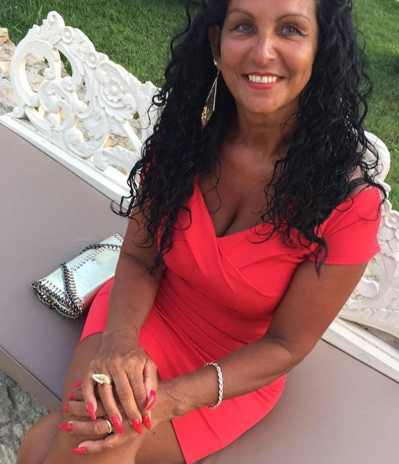 Je suis une femme cougar chaudasse